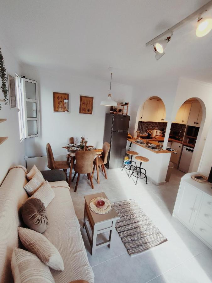 Casa De Buenos Dias Leilighet Torrevieja Eksteriør bilde
