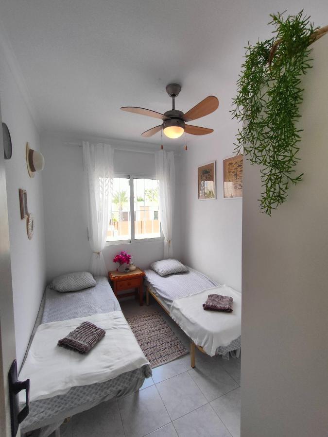 Casa De Buenos Dias Leilighet Torrevieja Eksteriør bilde