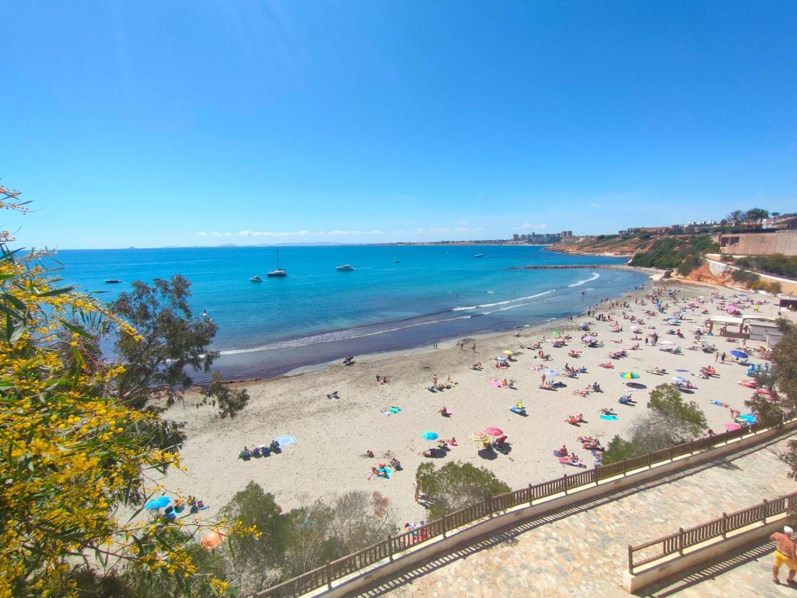 Casa De Buenos Dias Leilighet Torrevieja Eksteriør bilde
