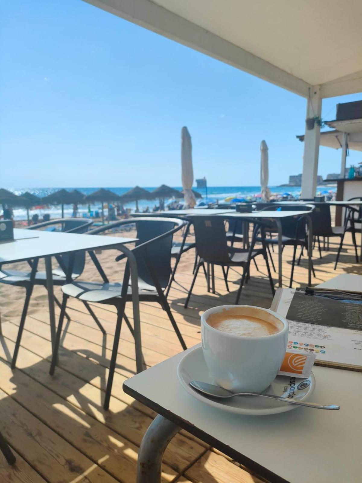 Casa De Buenos Dias Leilighet Torrevieja Eksteriør bilde